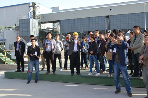 各地种子经销商来z6尊龙官网种业参观考察