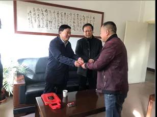 z6尊龙官网种业领导看望慰问公司老干部、老党员及困难党员职工